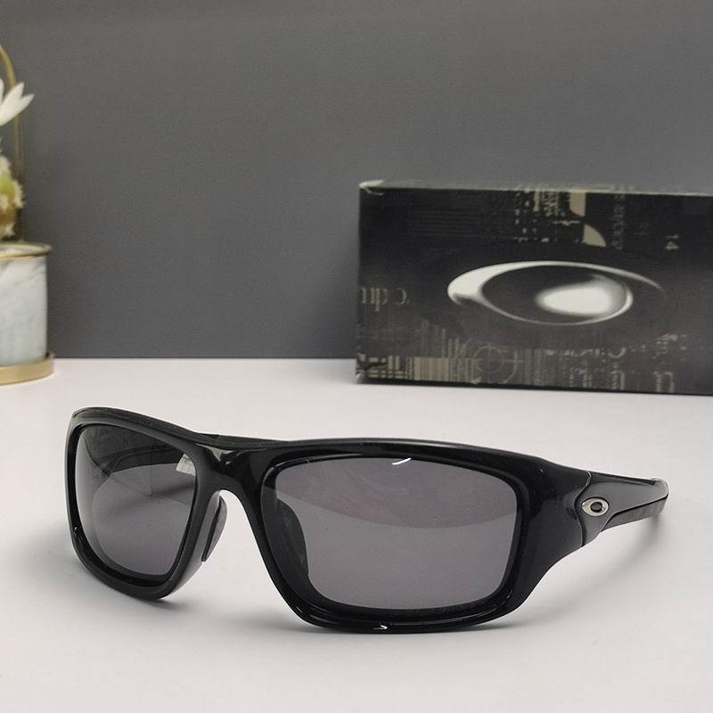 Oakley Sunglasses 143